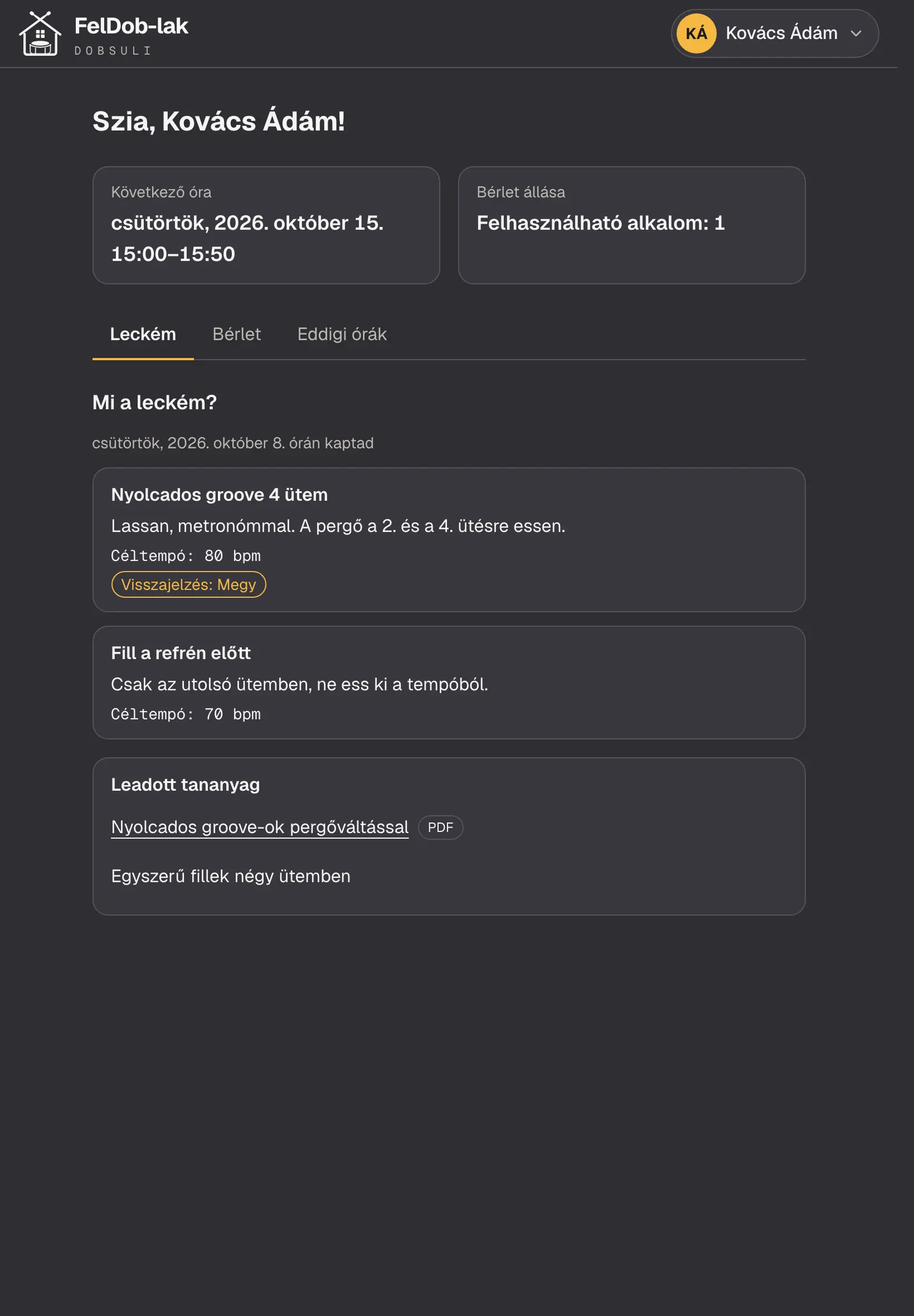 A diák leckéje tableten: a lecke tételei a céltempóval és a kapott kottával.