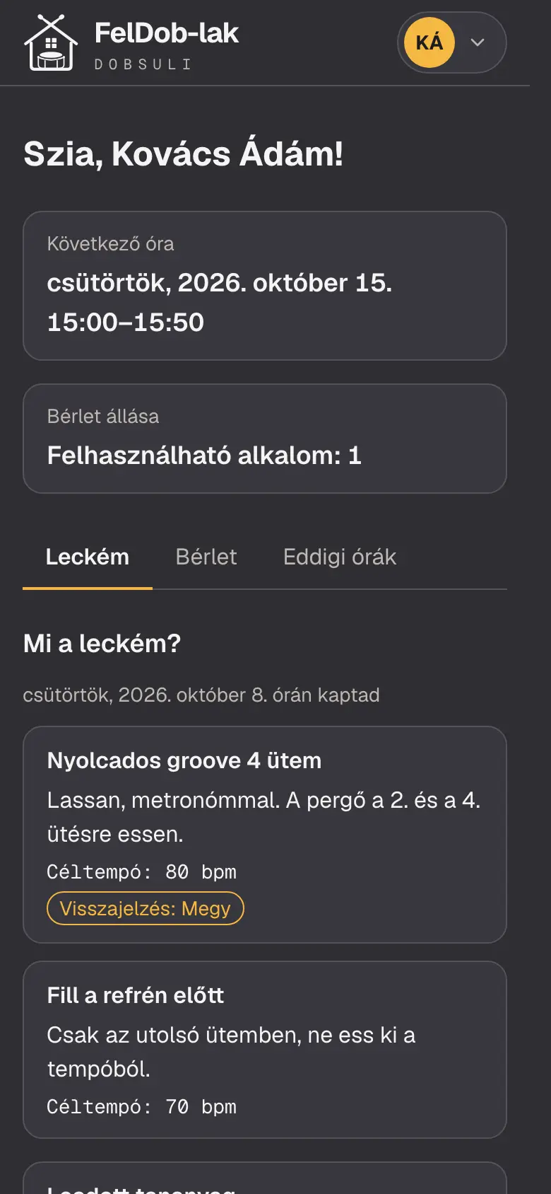 A diák leckéje telefonon: a lecke tételei a céltempóval és a kapott kottával.